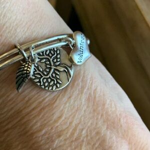Silver-Tone 'Volunteer' Heart Charm Bangle with Tree & Leaf Charms -